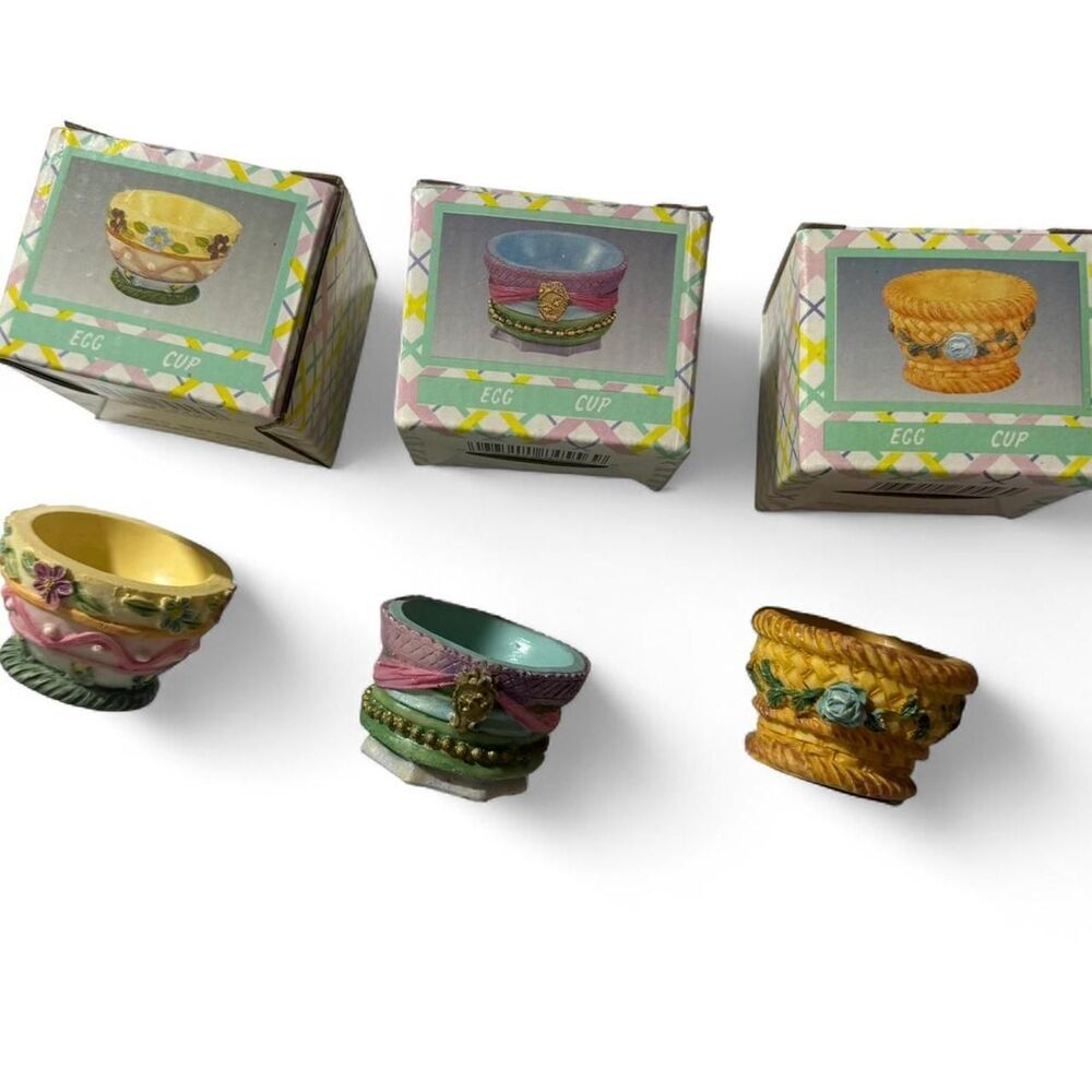 Vintage World bazaar 90s egg cups set of 3 cottagecore NOS